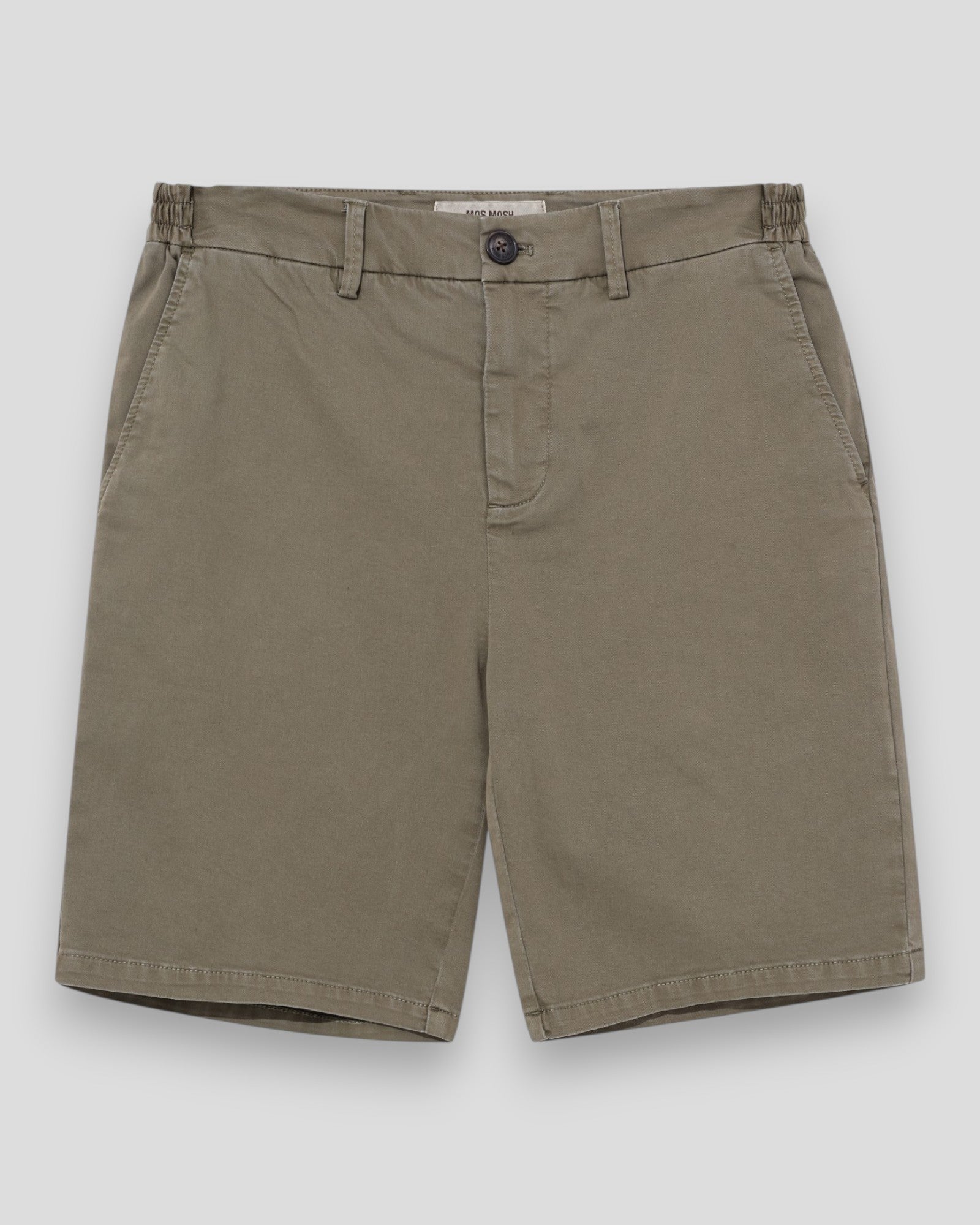 Bløde armyfarvede shorts fra Penn Paper af brandet Mos Mosh Gallery, vist på mannequin.