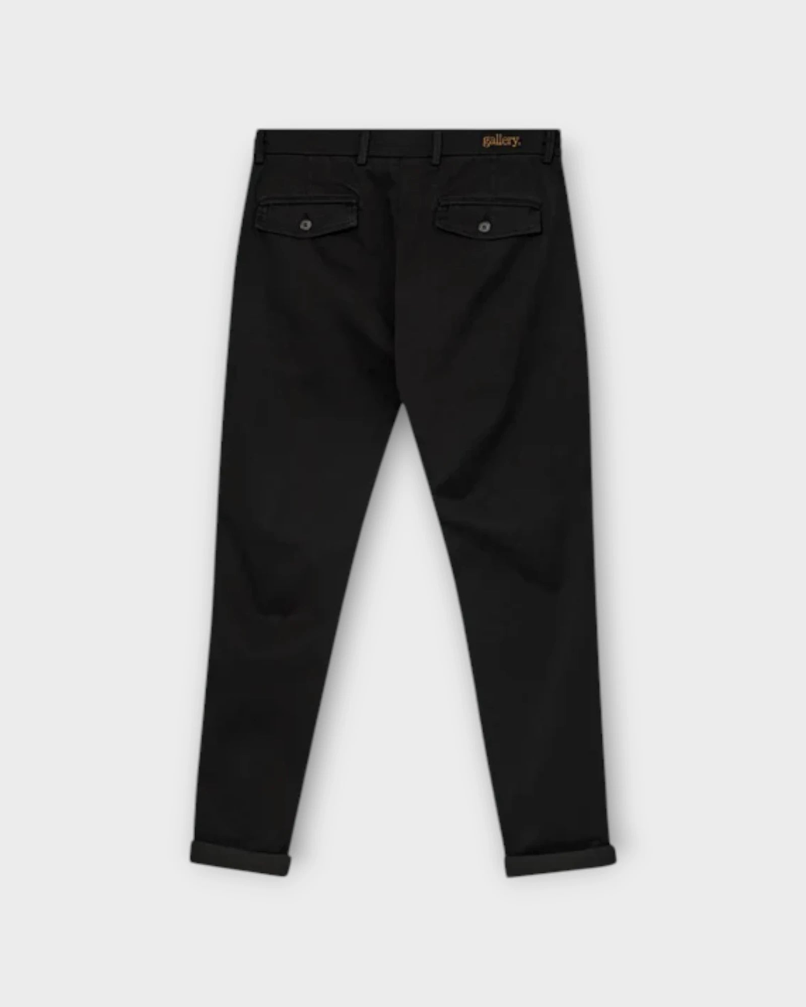 Hunt Soft String Pant Black - Sorte Mos Mosh Gallery Bukser til Mænd. Her set bagfra.