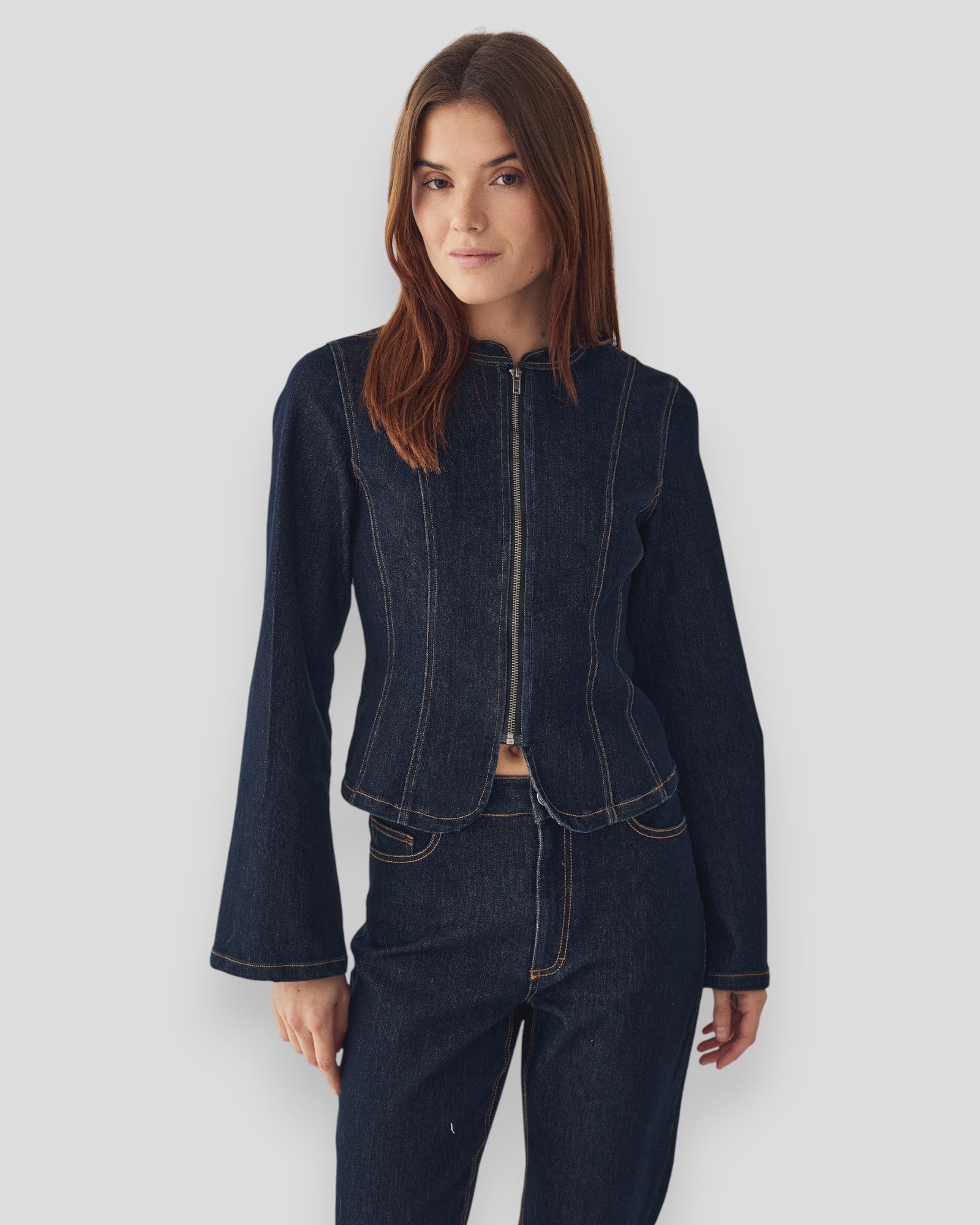 Blue N-Mazie jacket by Noella, women's unwashed shirt with a casual fit, shown on a model with long sleeves and a relaxed style.