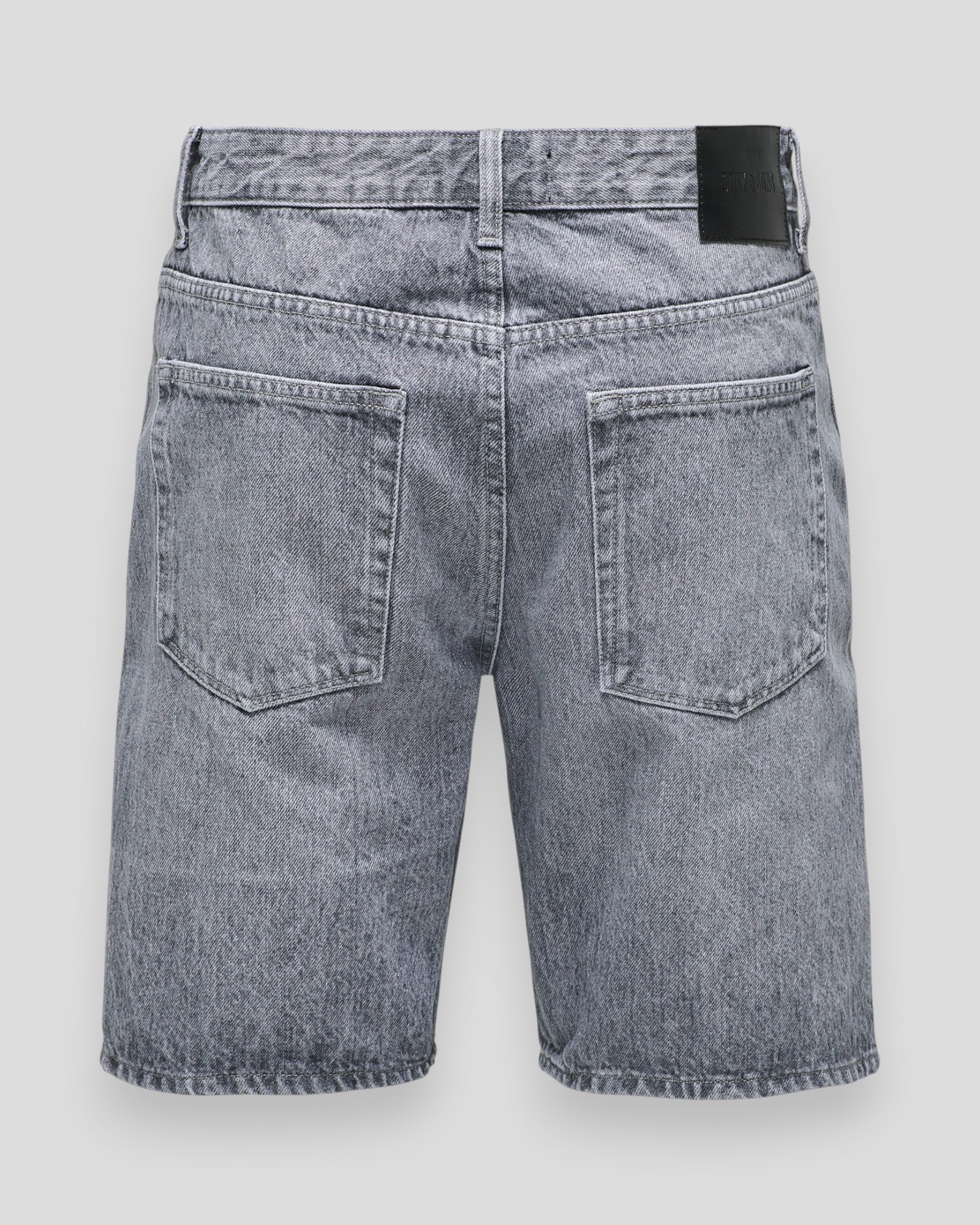 Mørkegrå denim shorts fra ONLY & SONS Edge MG 2042 TAI, afslappet stil, synlige lommer og klassisk pasform.