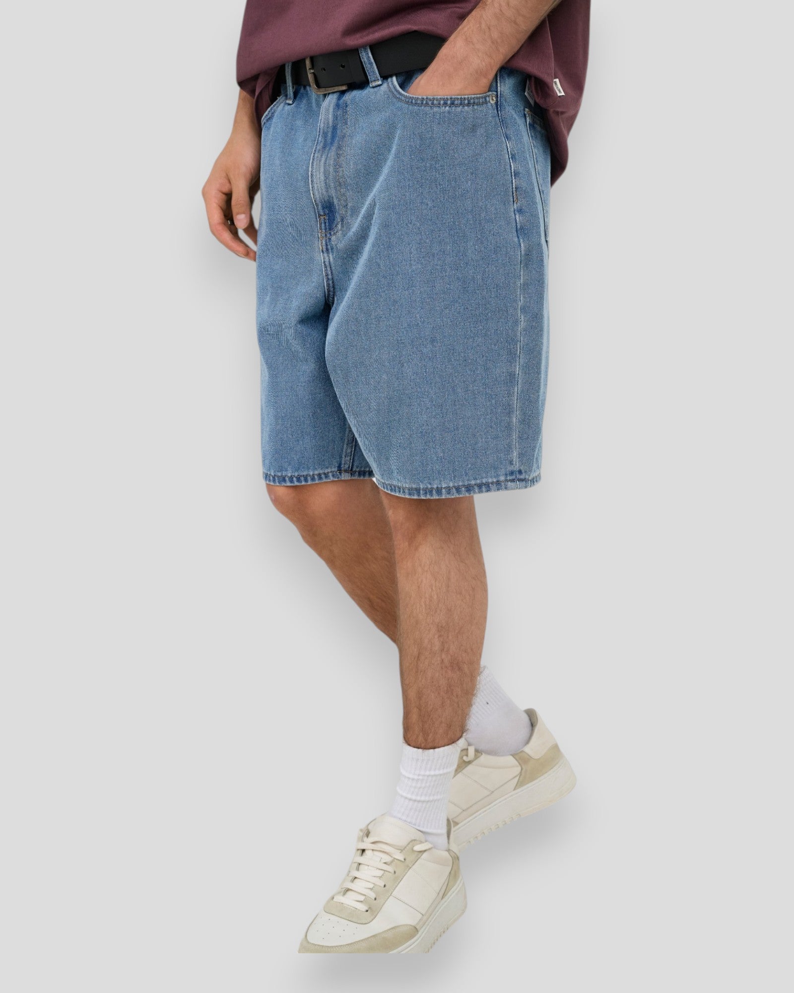 ONLY & SONS Fade Pim denim shorts i medium blå denim, casual shorts til sommer.