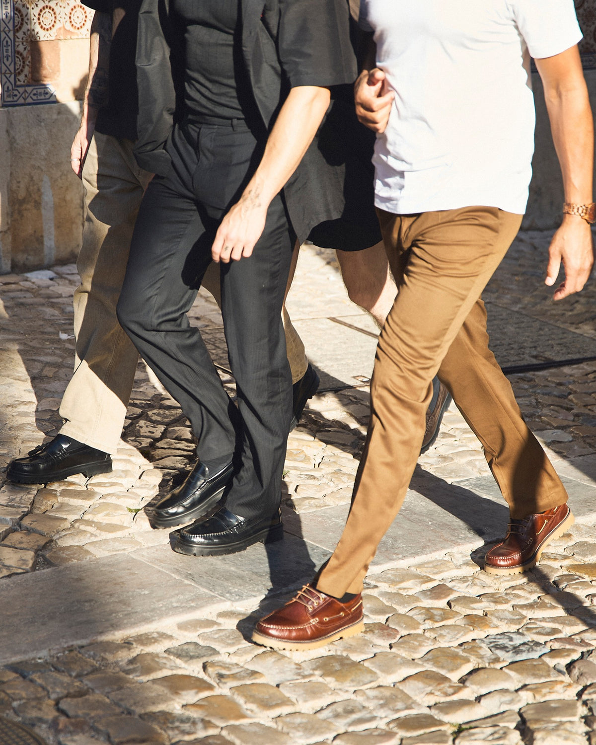Claude - DK. Brown Leather/Brown