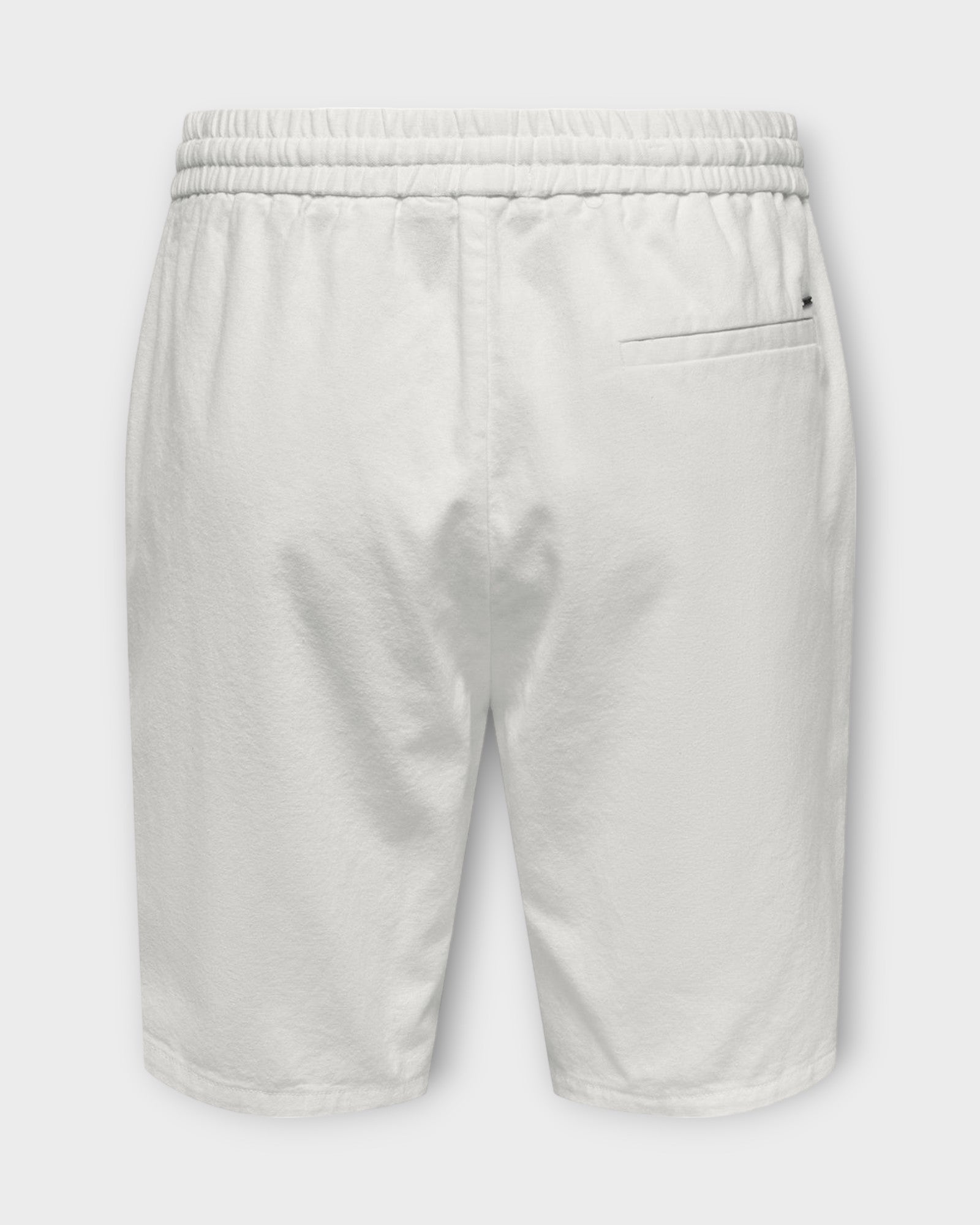 Linus 0007  Cot Lin Shorts Noos Bright White, Hvide hør shorts til mænd fra Jack and Jones. Her set bagfra.