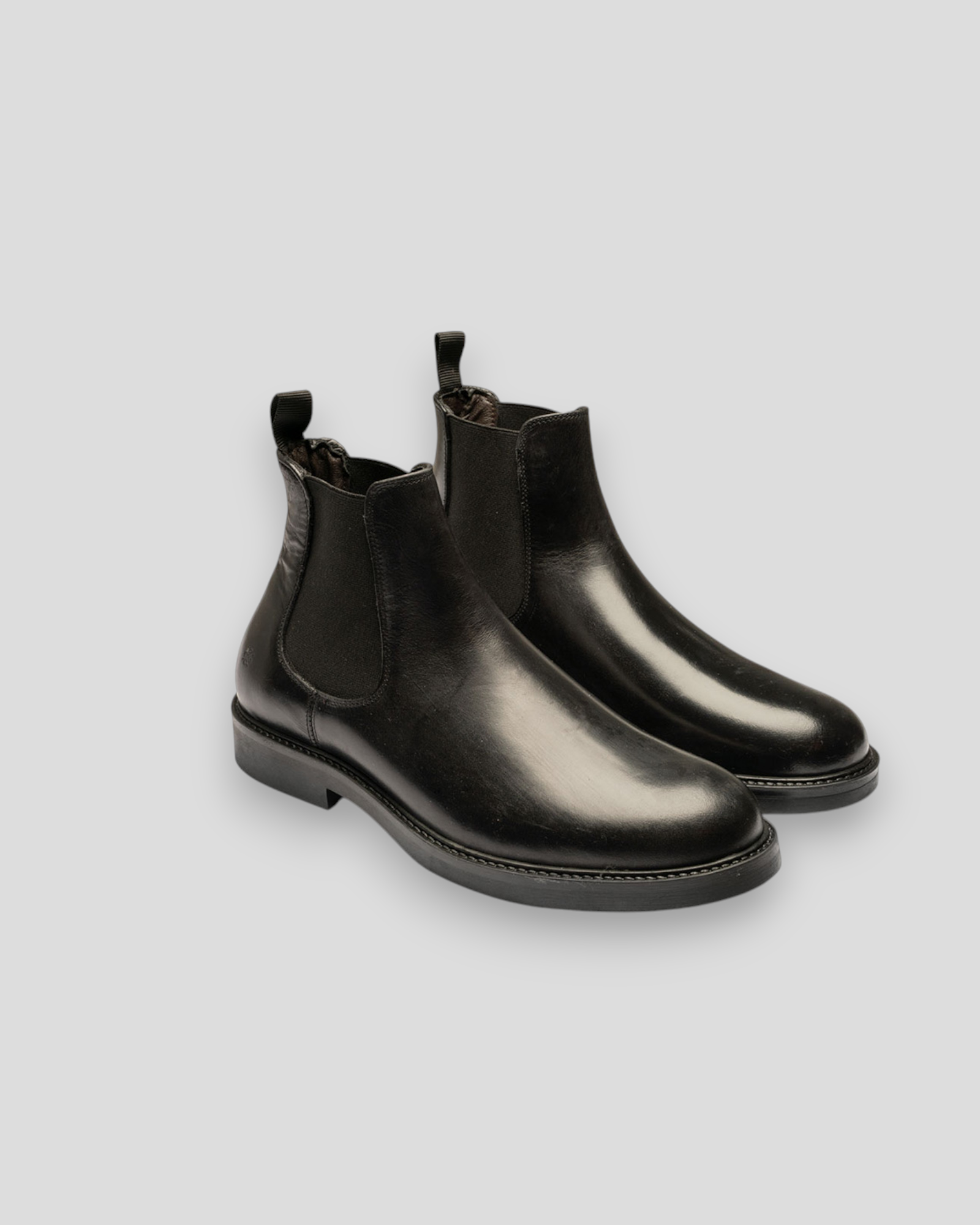 Silvio - Black Leather