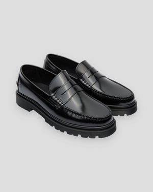 Sort Playboy Austin Loafers sko med poleret overflade og klassisk design, perfekt til formelle og afslappede lejligheder.