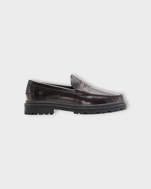 Playboy Austin Loafers i bordo poleret læder, sidevinkel, komfortable herresko med klassisk stil.