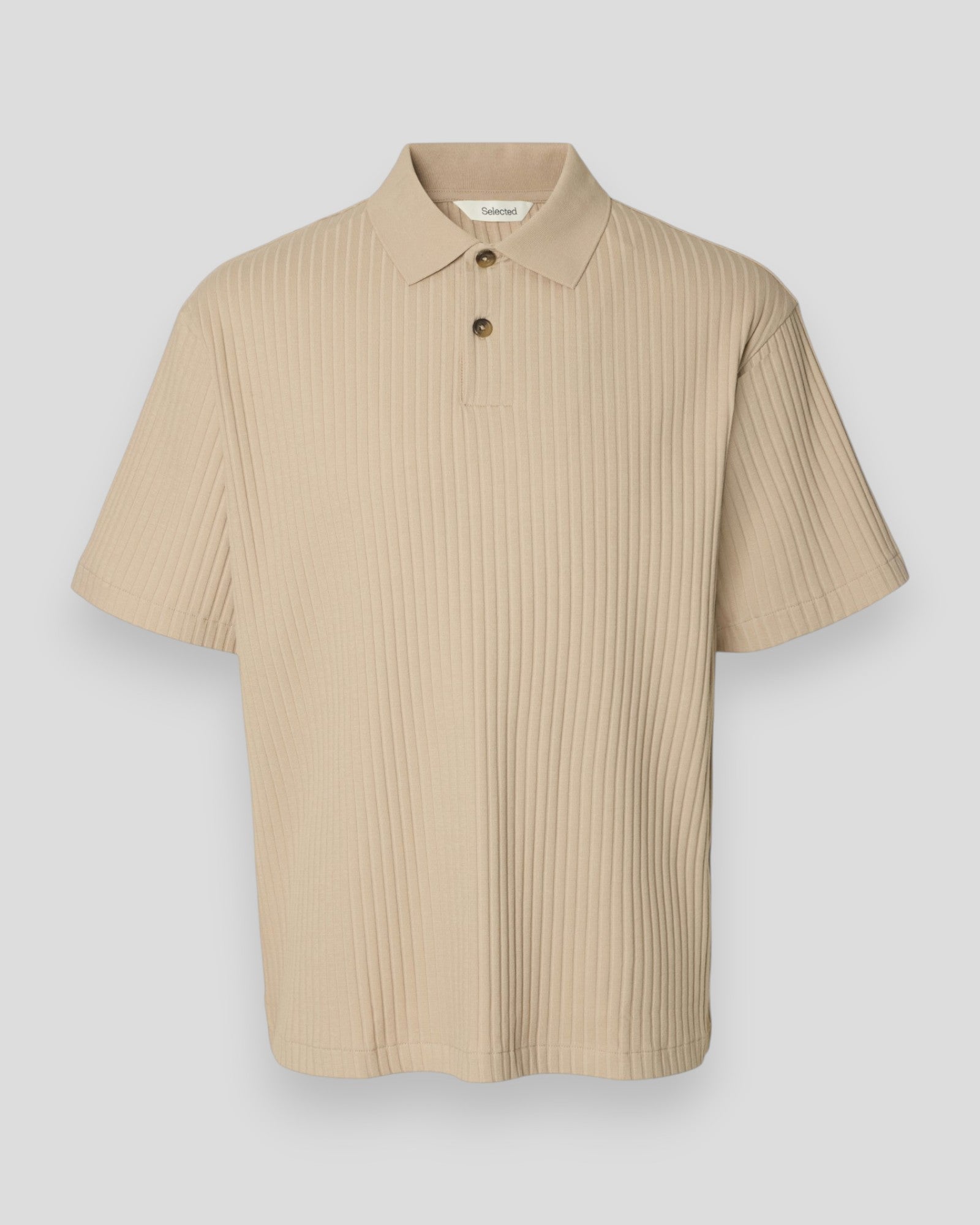 Selvforklædt Selected Relax Simon ribbet bomuldspolo i ren kasmir med klassisk krave og knaplukning.