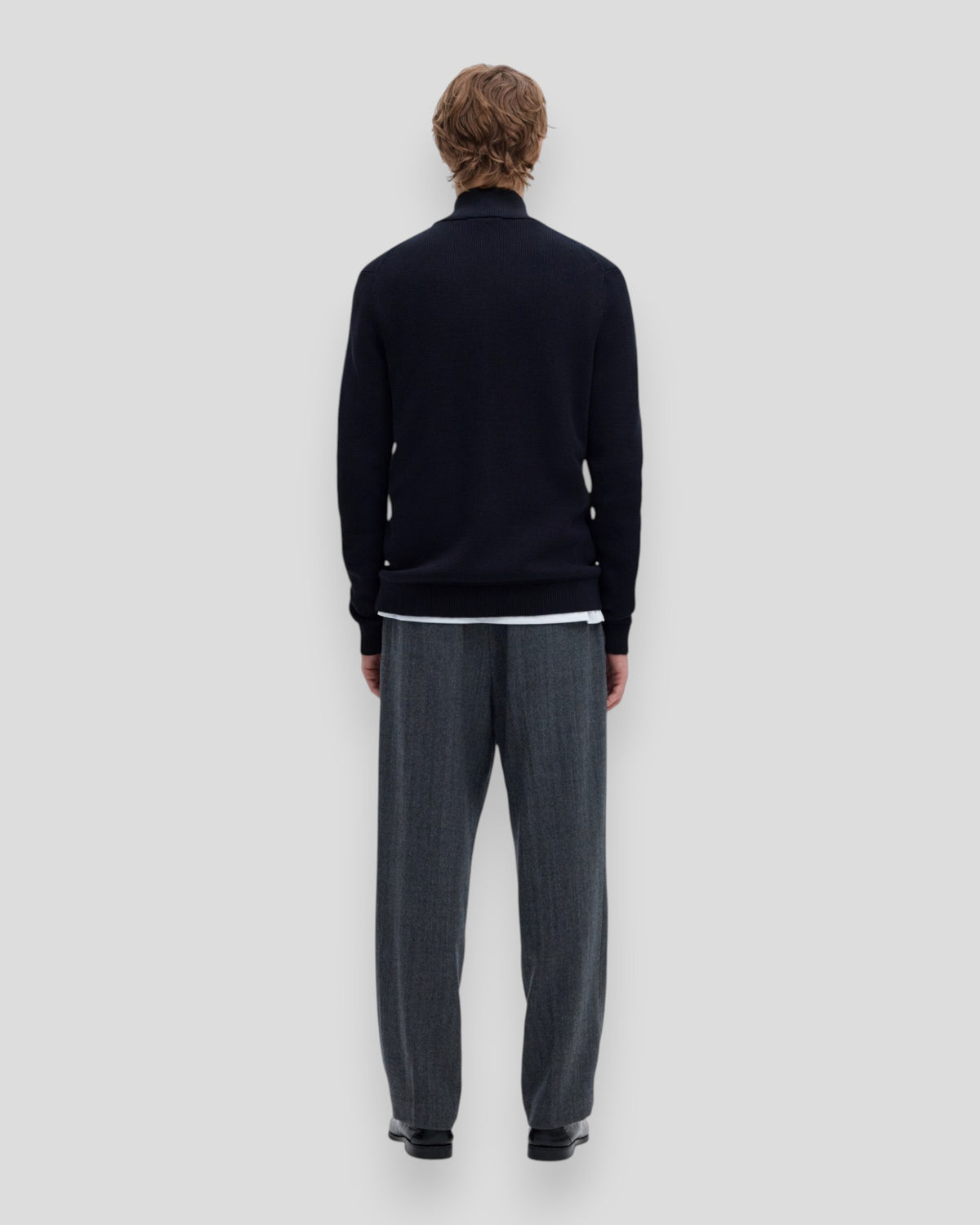 Dane Knit Structure Full Zip i Sky Captain fra Selected, varm strikketrøje med fuld lynlås og struktureret design.