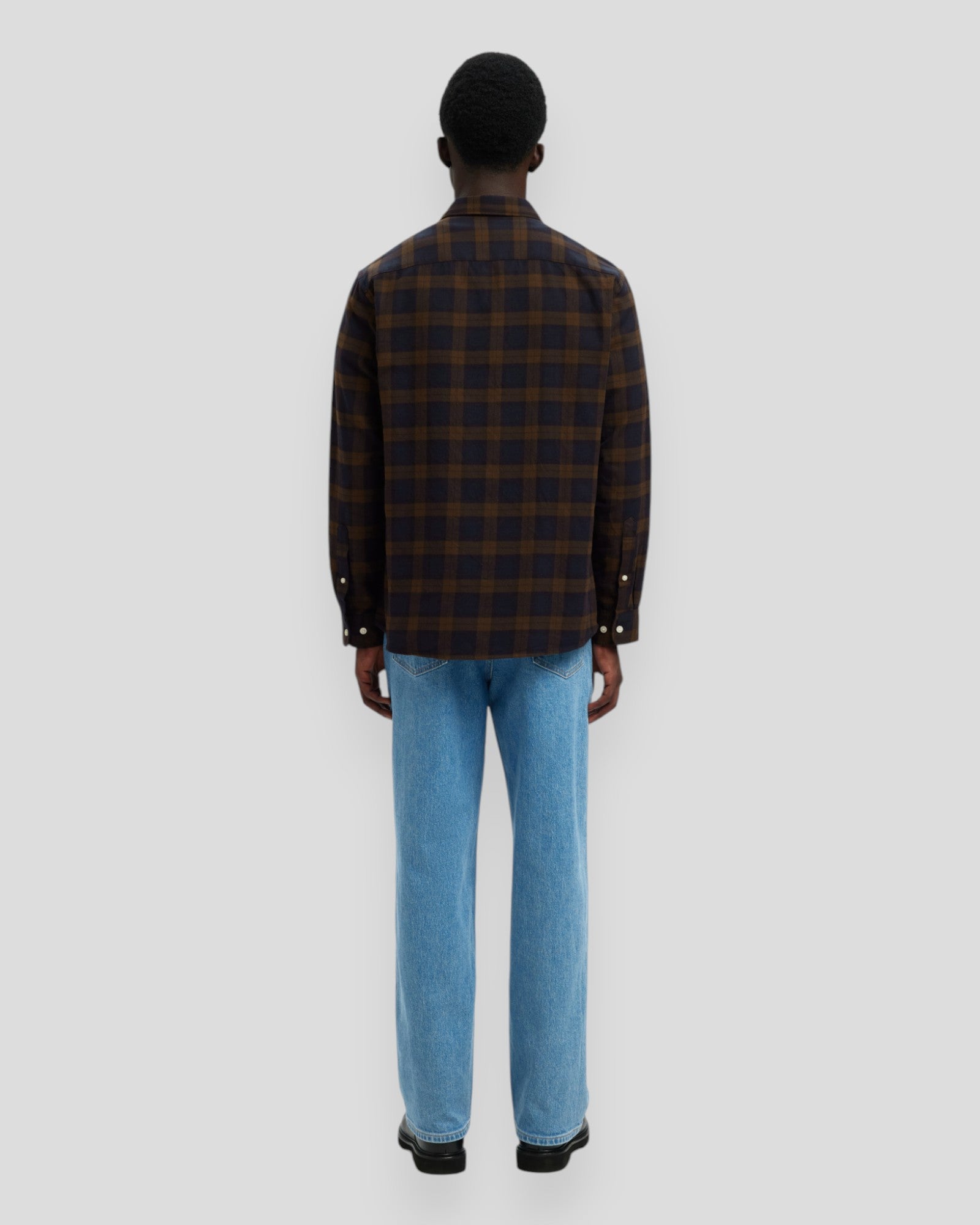 Regular Noah Brushed Twist Shirt LS - Demitasse/Sky Captain