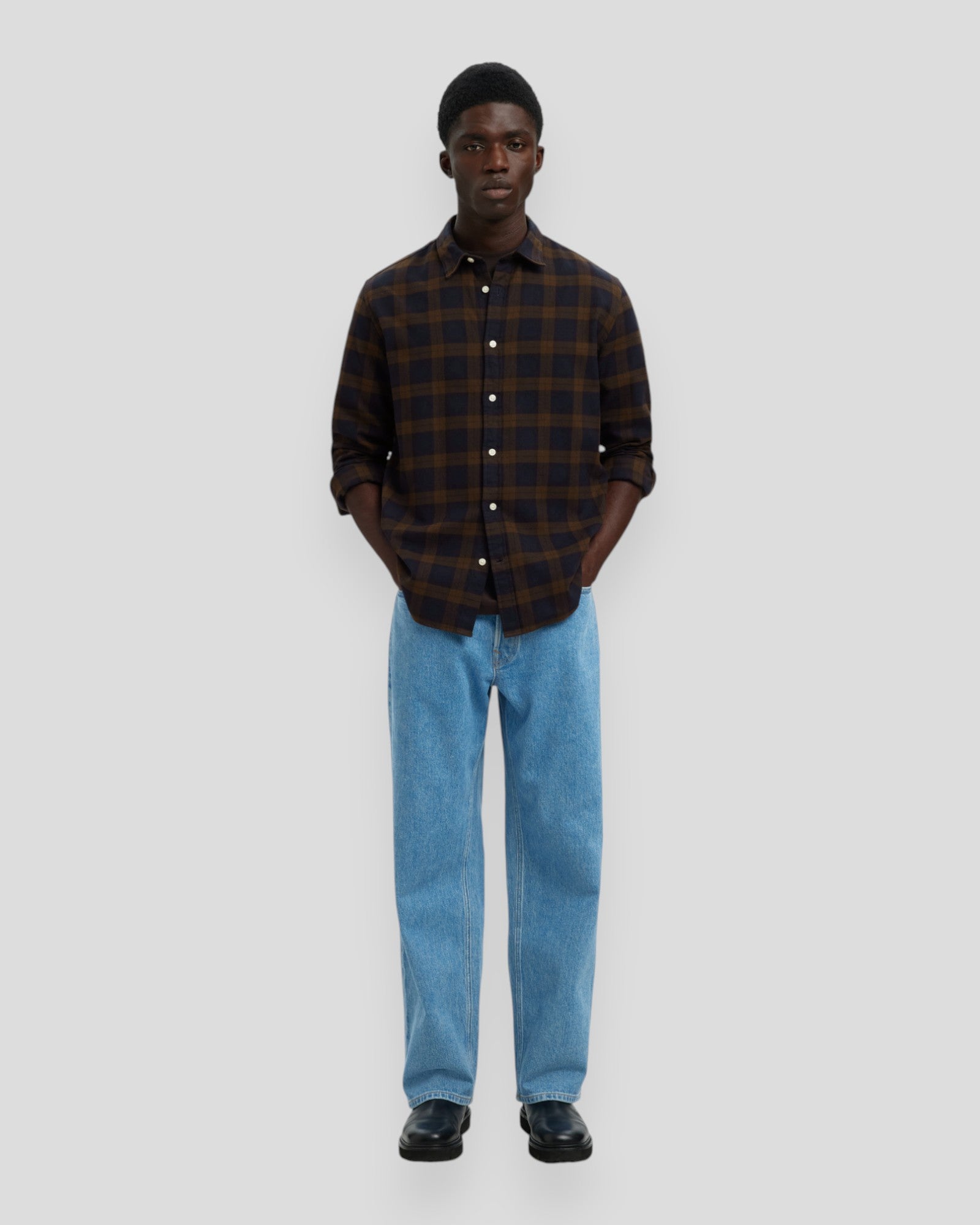 Regular Noah Brushed Twist Shirt LS - Demitasse/Sky Captain