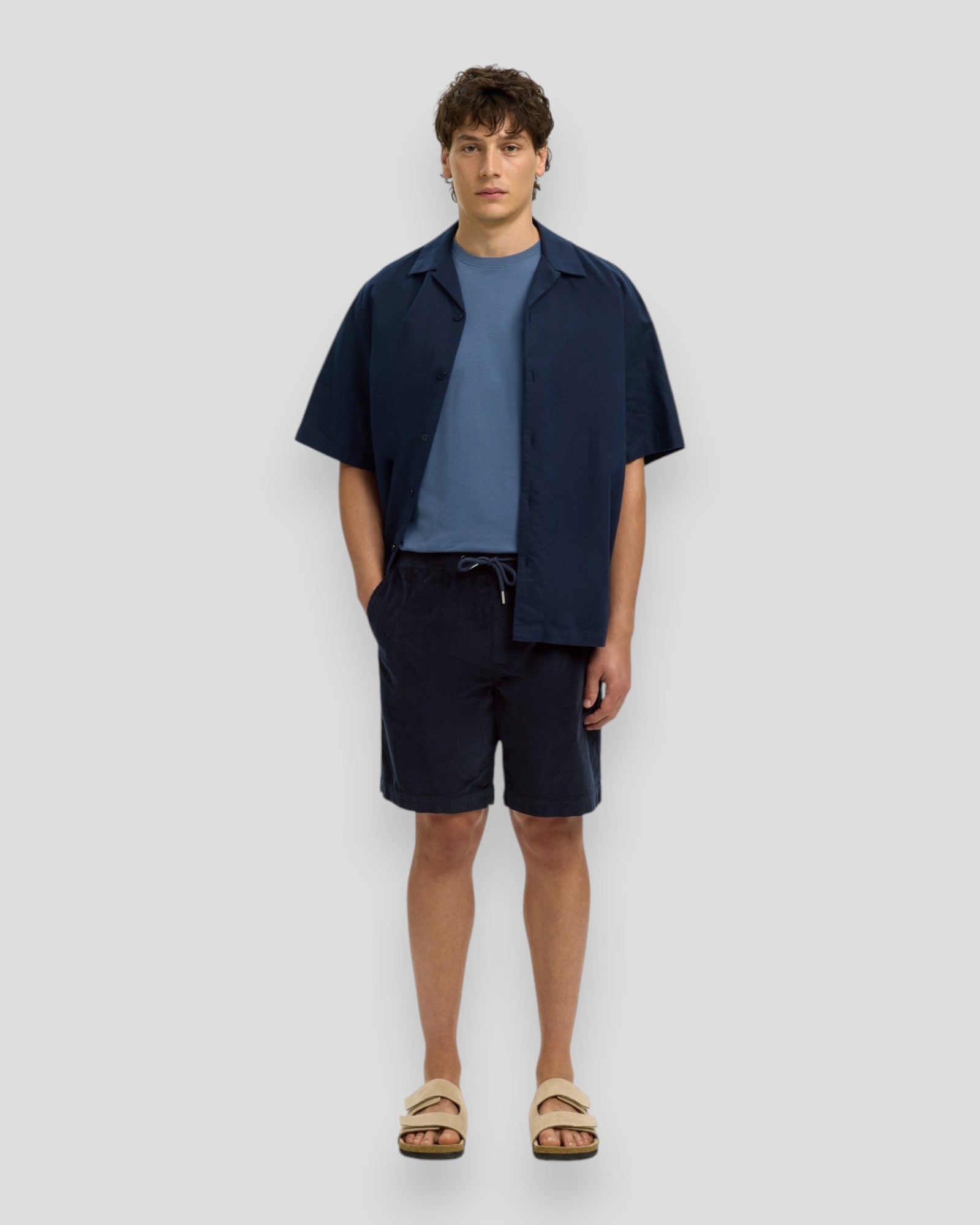 Mænds Regular Jace Corduroy Shorts fra Selected i lyseblå, afslappet stil med komfortabel pasform og blød tekstur.