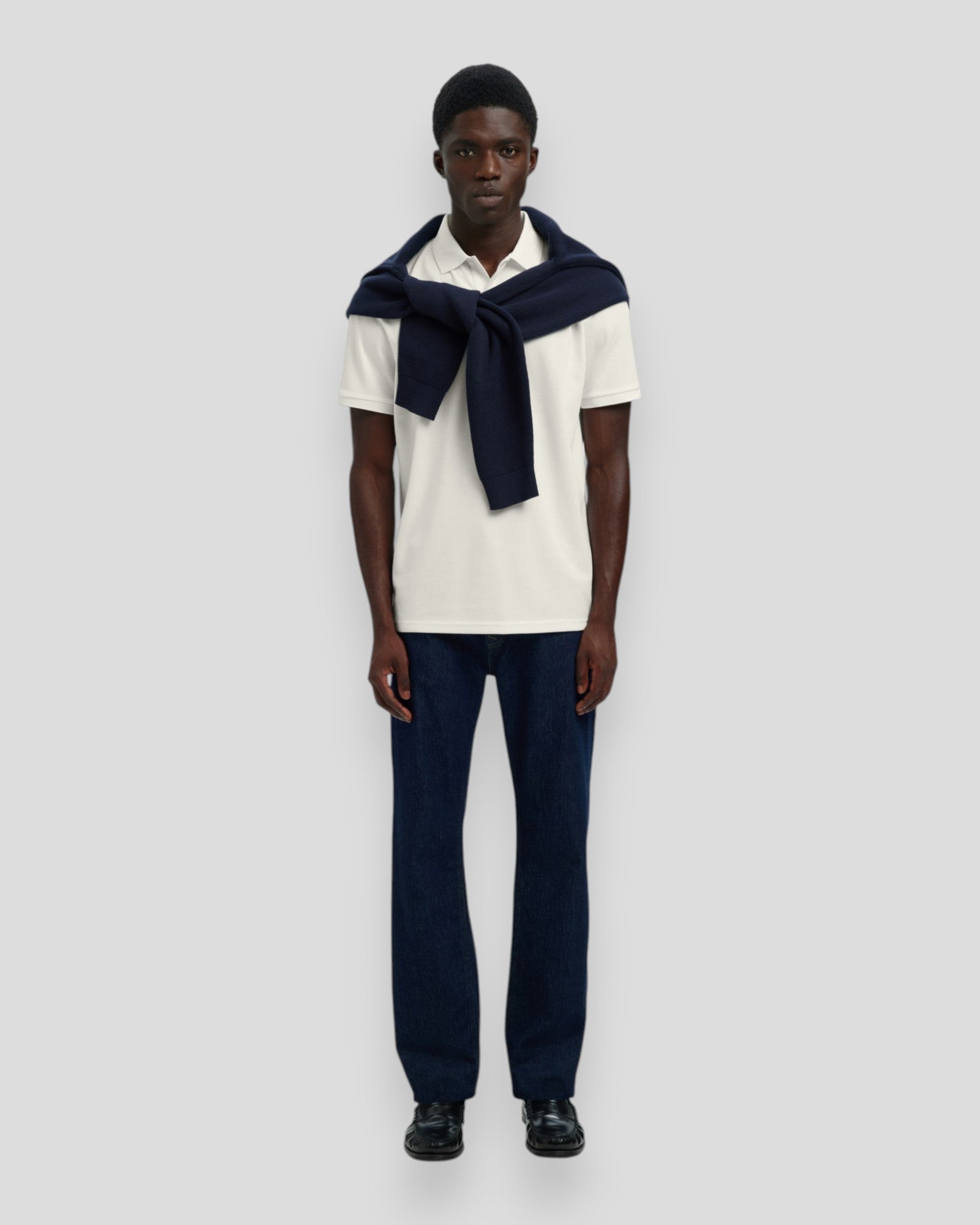 Herre polo fra Selected Fave Button SS i Cloud Dancer med klassisk krave og knaplukning, let og behagelig til sommerbrug.