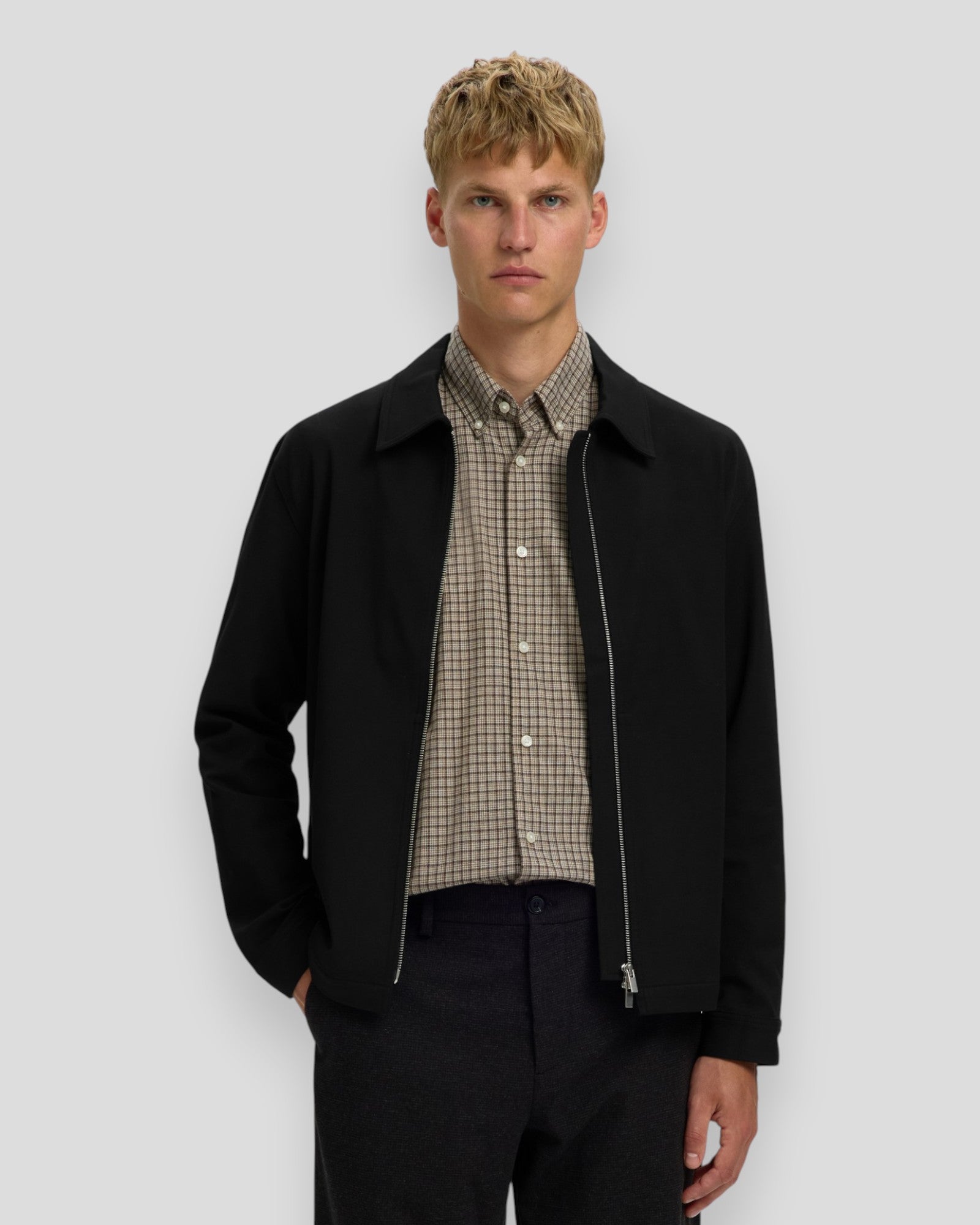 Regular Finn Zip Jacket - Black