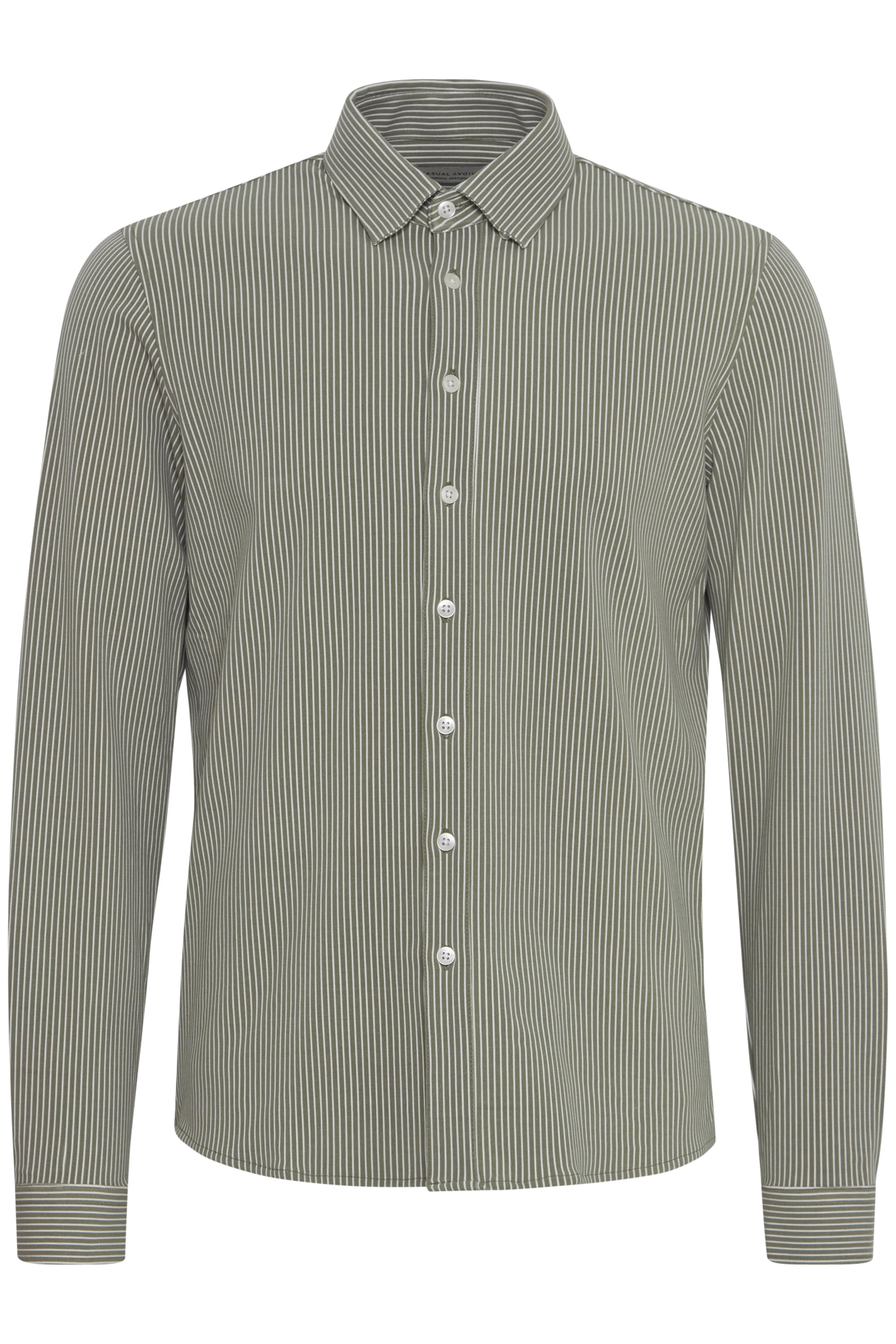 Arthur Striped Shirt Vetiver Green, grøn stribet skjorte til mænd fra Casual Friday. Her set forfra.