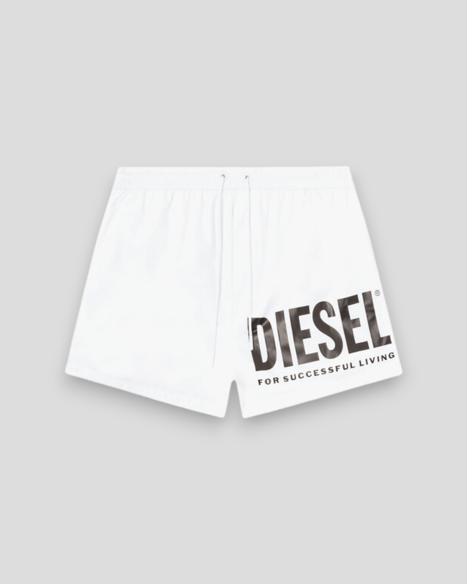 DIESEL MARIO-34-D-CORE badeshorts i hvid og sort. Moderne og behageligt design, perfekt til både strand og pool