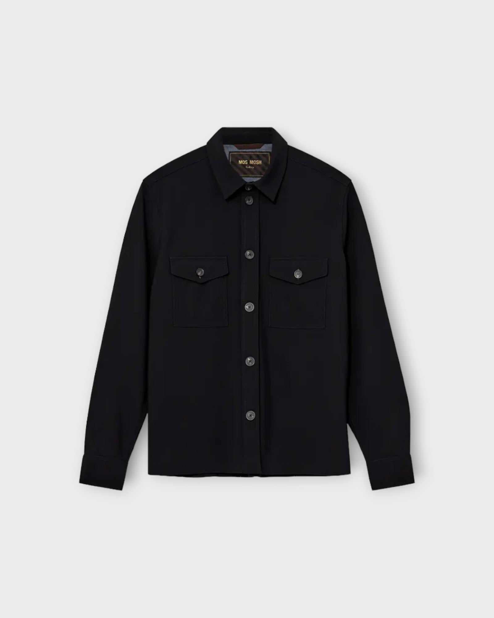 MMGBirk Traver Overshirt Black - Sort Mos Mosh Gallery Herre Overshirt. Her set forfra.