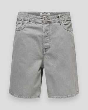 ONLY & SONS Fade Pim denim shorts i lysegråt denim, afslappet stil, synlig pasform og lommer.