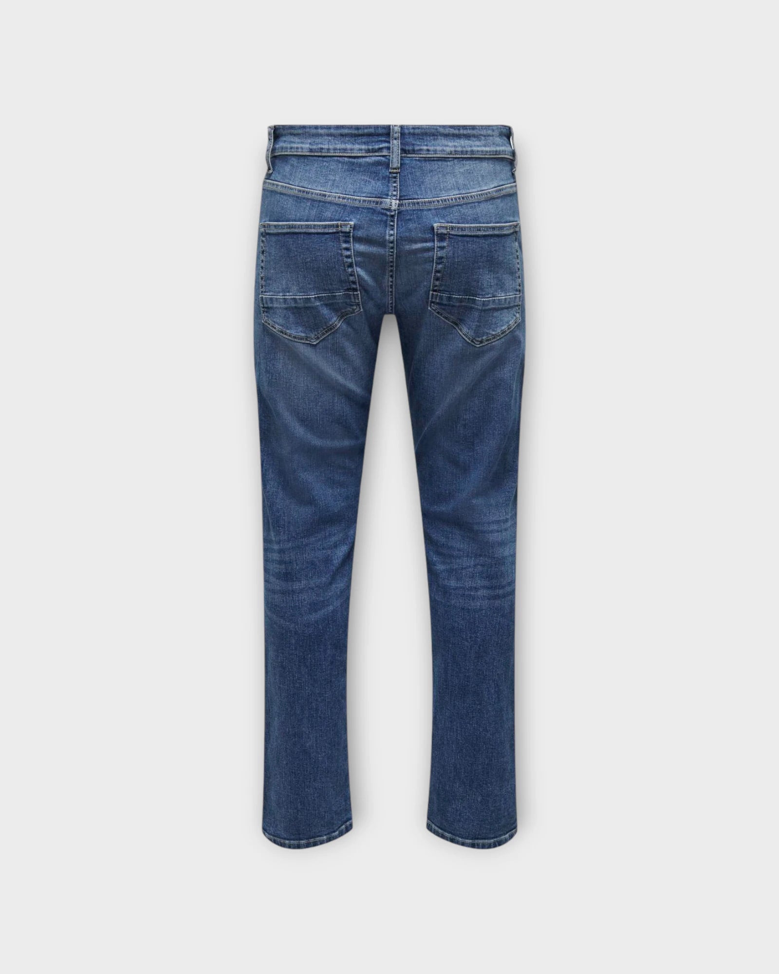 Weft Reg MB 6755 Mat DNM Medium Blue Denim - Forvasket Only & Sons Herre Jeans. Her set bagfra.