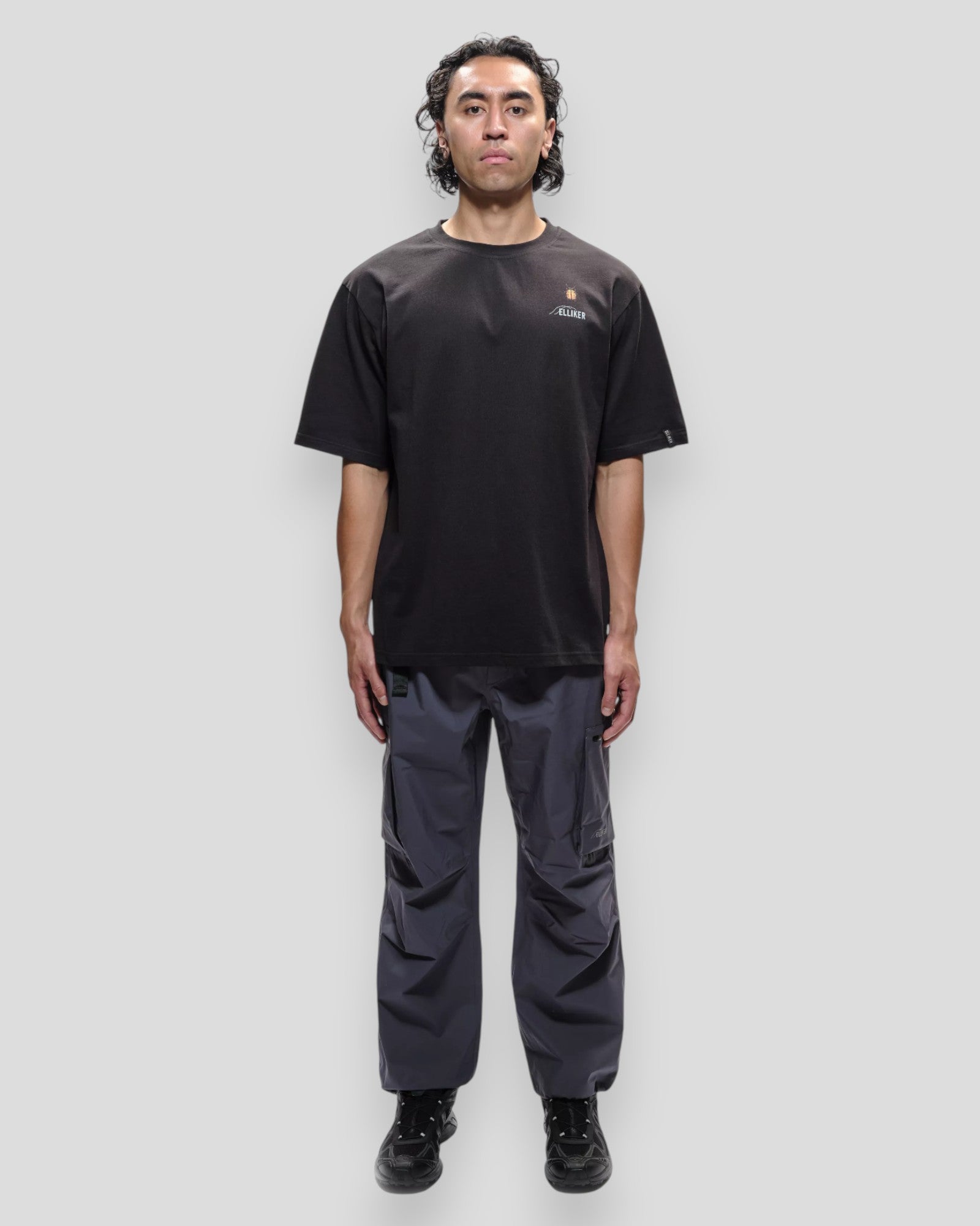 Rill Bug Print Short Sleeve T-Shirt - Black
