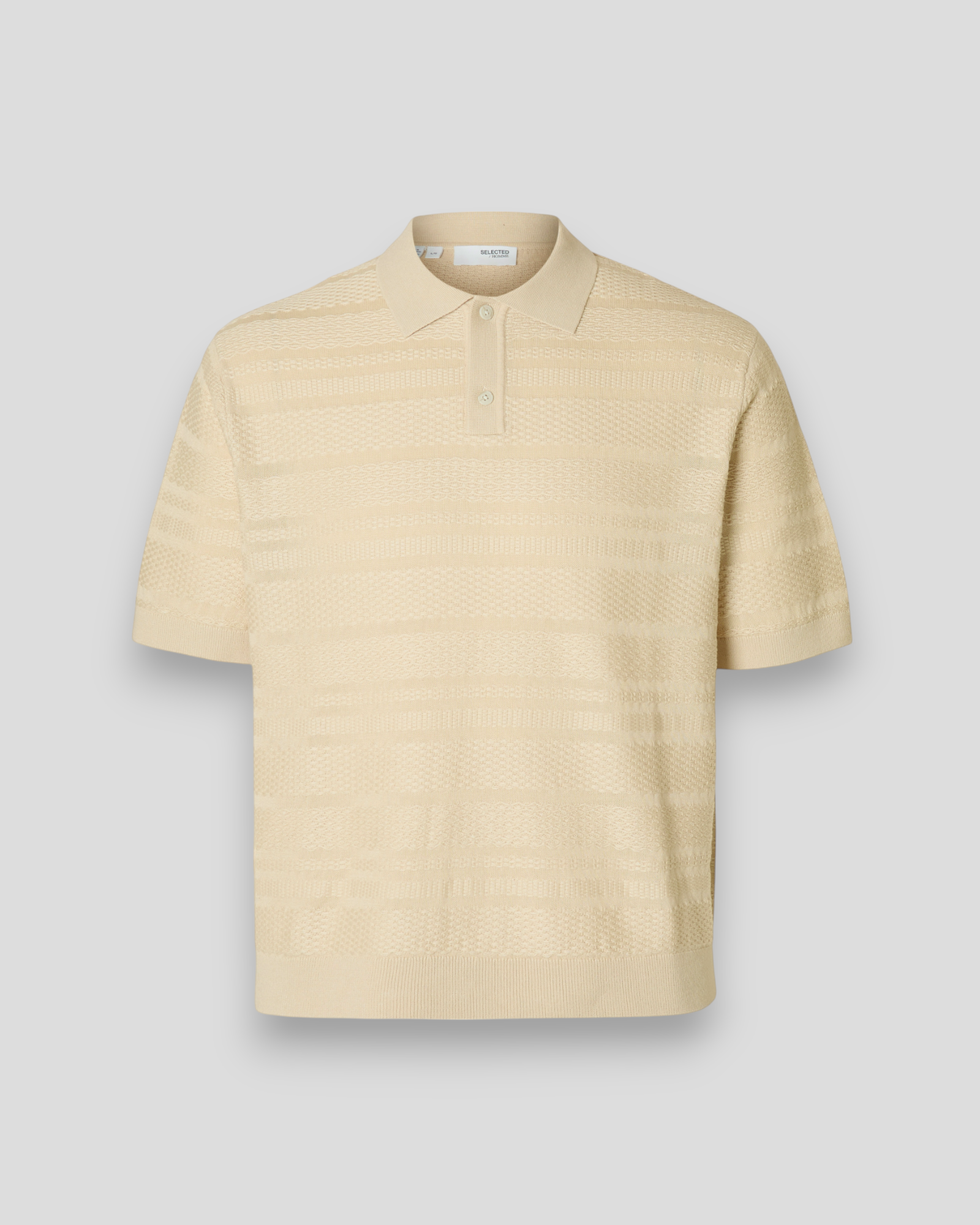 Kortærmet strikpolo i beige nuance med struktur fra SELECTED Homme